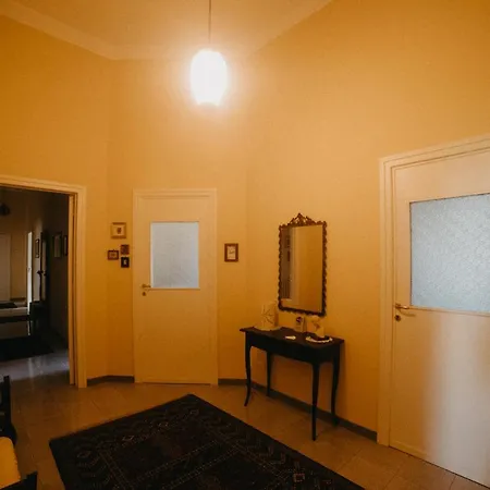 Piazza Argento Лечче